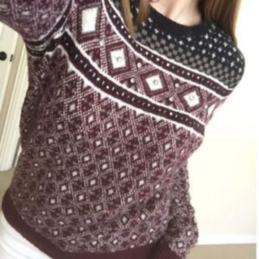 Abercrombie & Fitch Burgundy Patterned Sweater